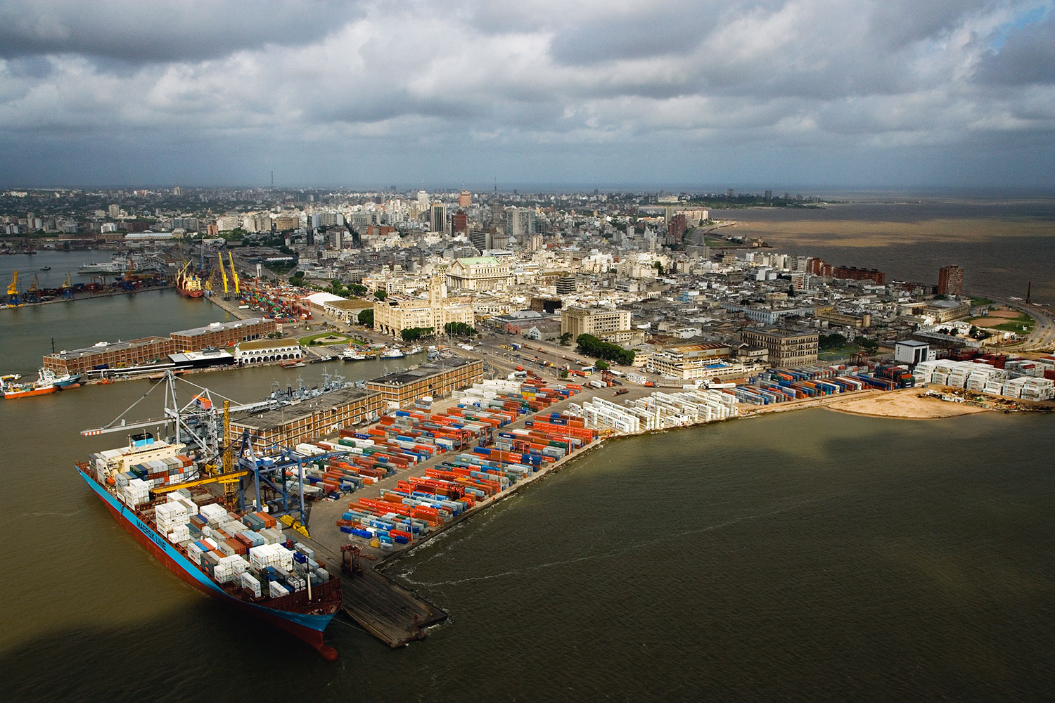 magazine yann arthu bertrand