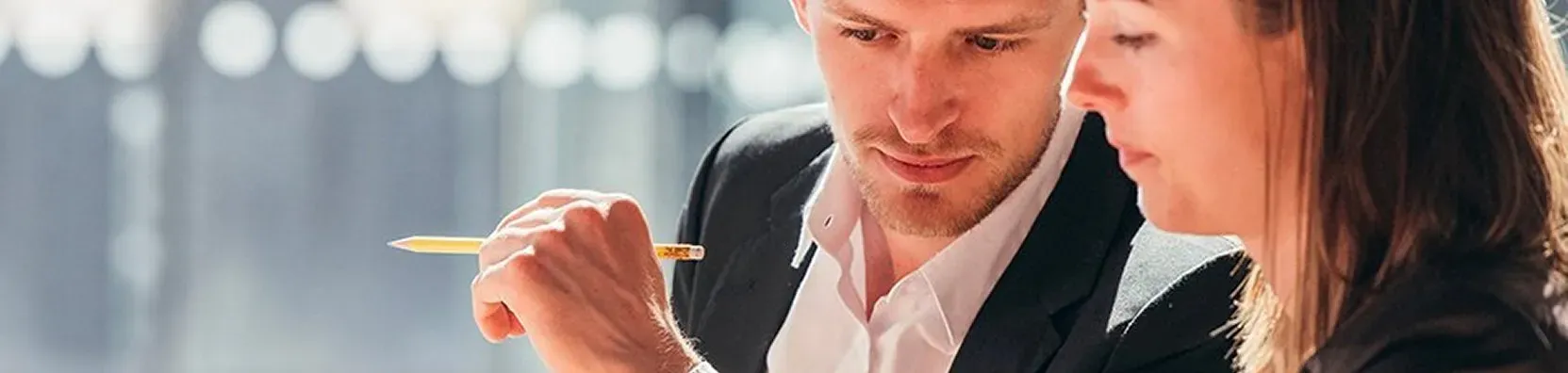 bandeau cours de l'action